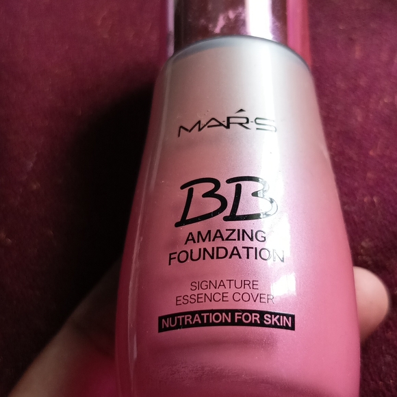 BB Foundation Amazing - Picture 4 of 4